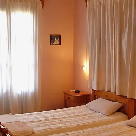 Pansion Athina Skopelos